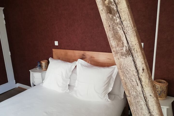 Room 3 of 24