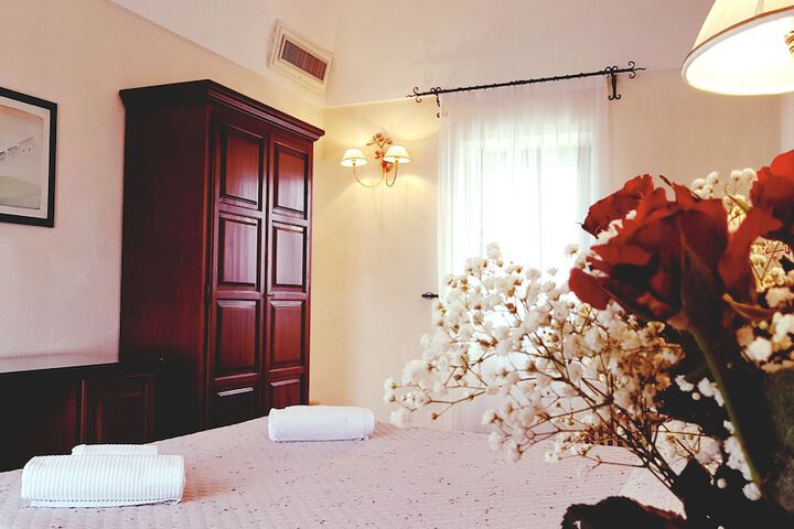 Room 12 of 52