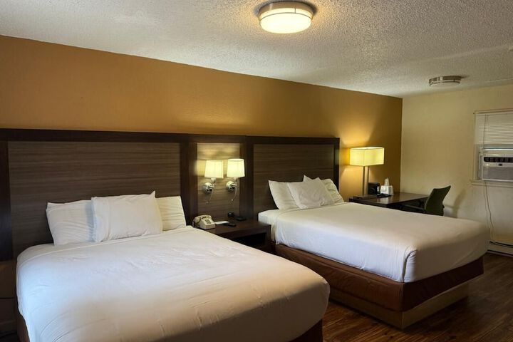 Room 16 of 46