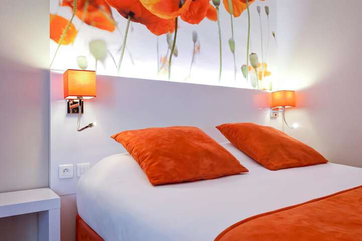 Room 10 of 49