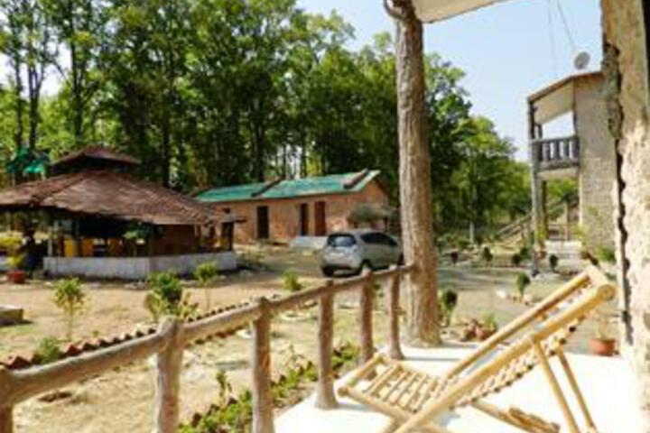 Exterior of Kanha Pride Resort