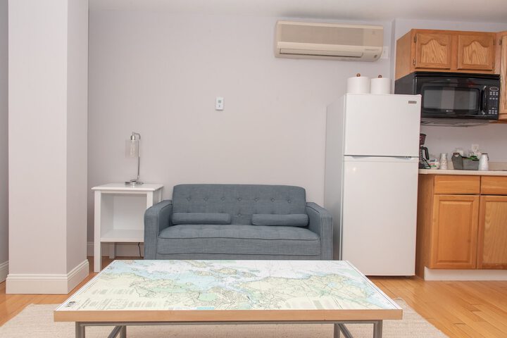 Room 72 of 113