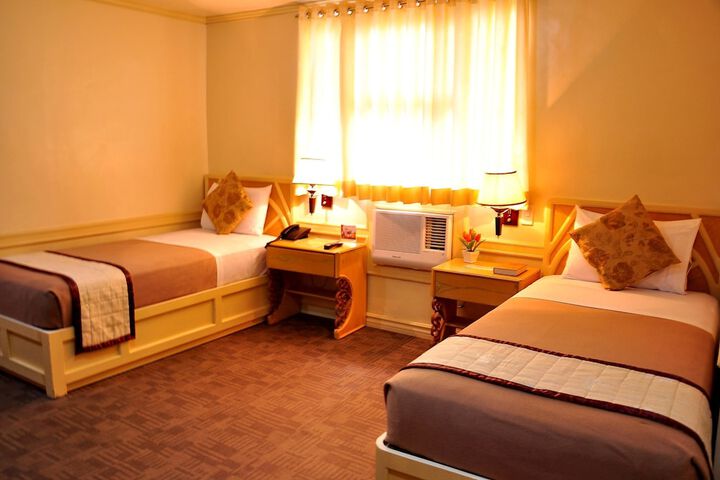 Room 11 of 82