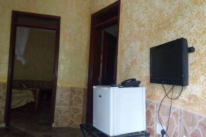 Room 20 of 37