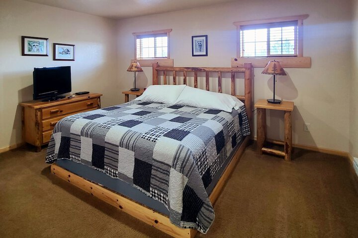 Room 6 of 38