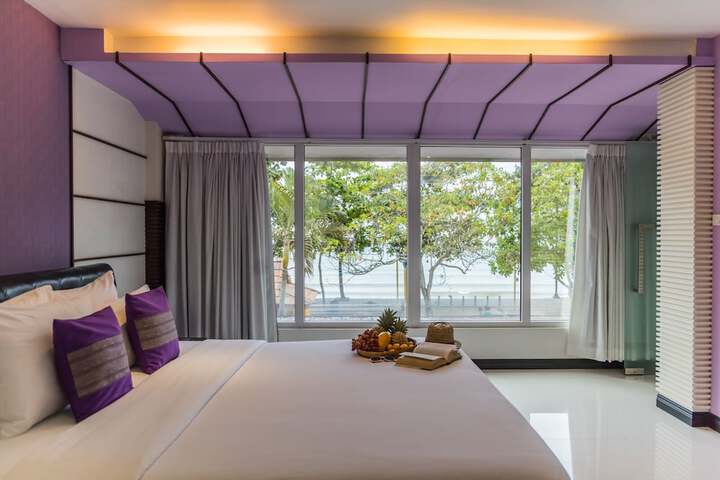 Room 18 of 70