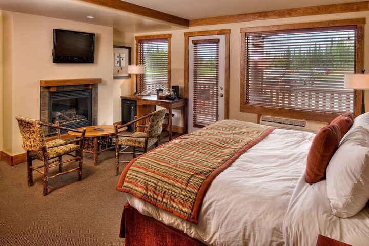 Room 5 of 27