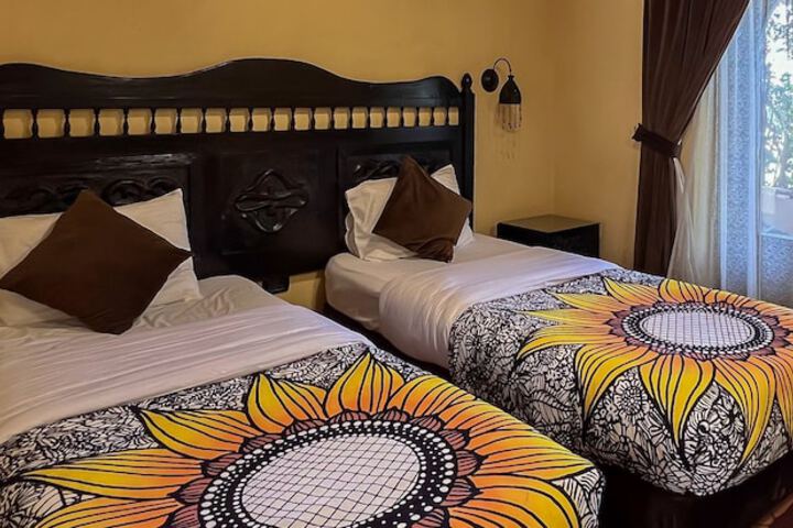 Room 8 of 34