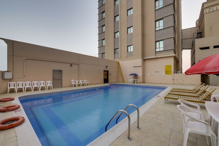Pool 38 of 65