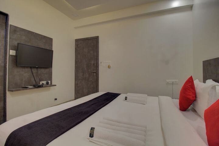 Room 11 of 41