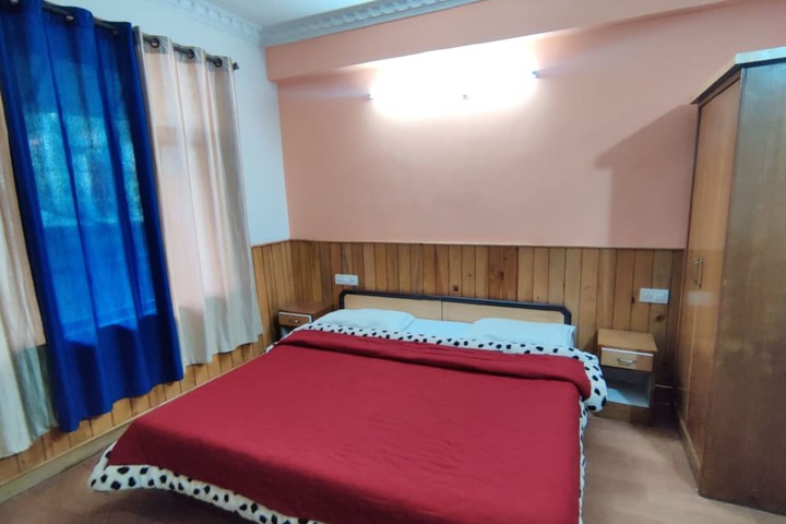 Room 5 of 23
