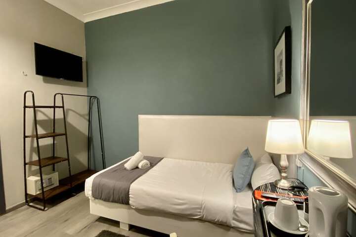 Room 37 of 87