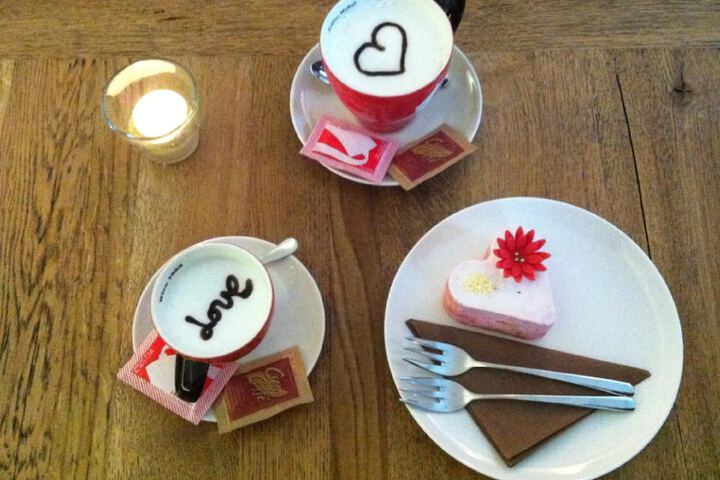 Breakfast/Coffee Service 23 of 45