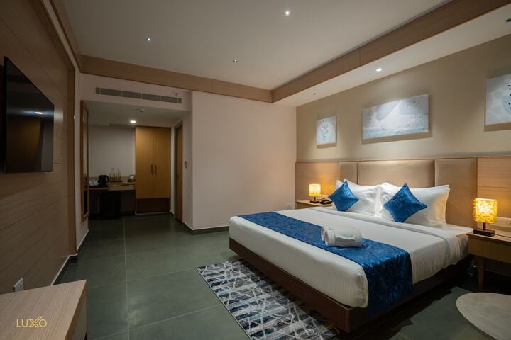Room 11 of 41
