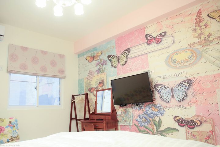 Room 28 of 63
