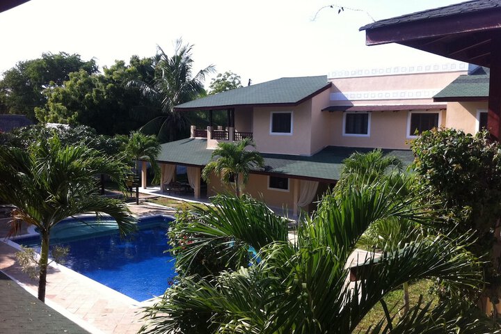 Pool Hotel