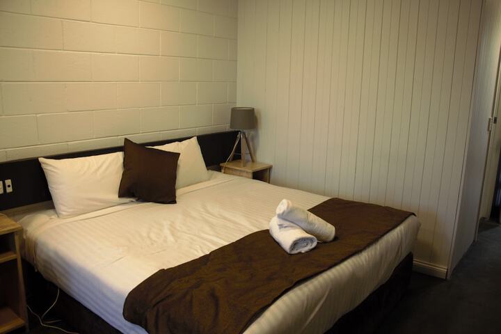 Room 4 of 59