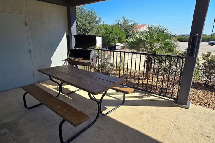 Property Grounds 40 of 47