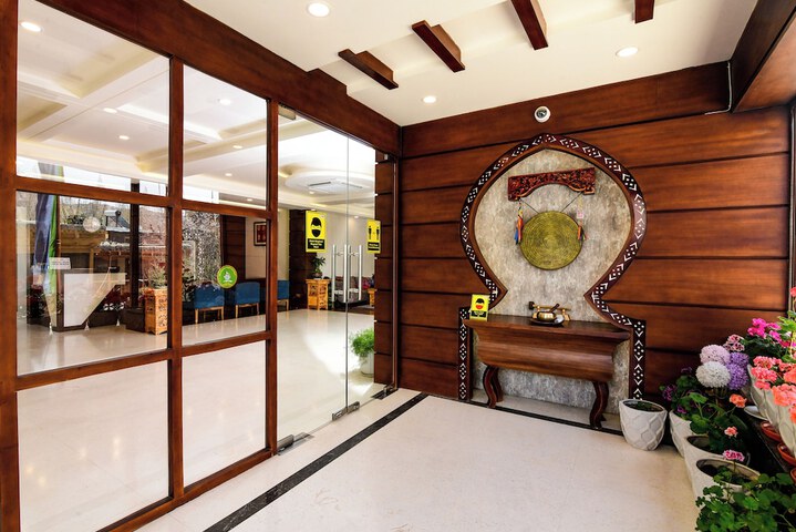 Hotel Interior 2 of 32