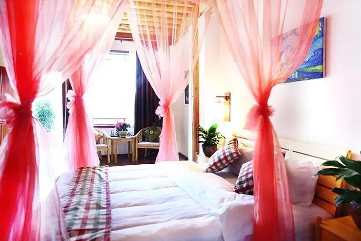 Lijiang Zuoanjiari Inn