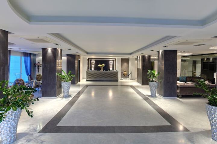 Hotel Interior 2 of 90