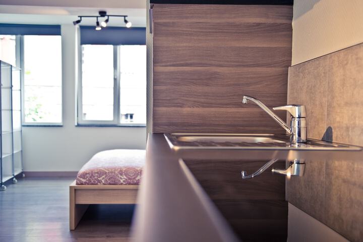Room 27 of 109