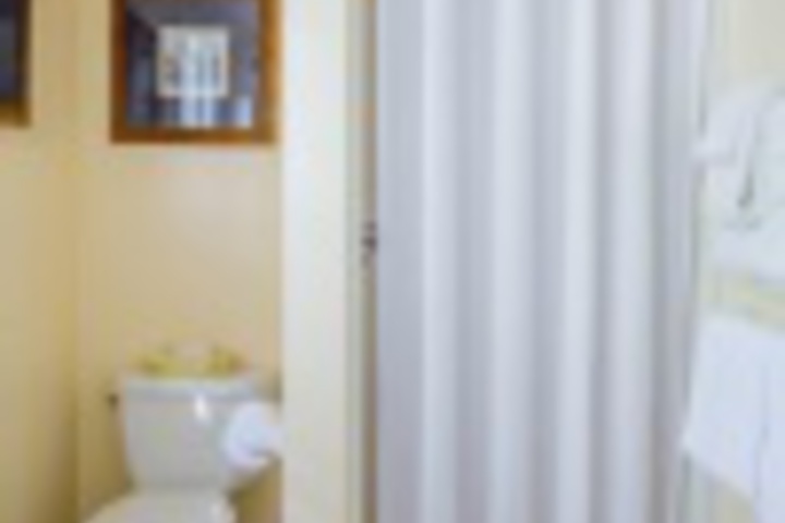 Room 293 of 300