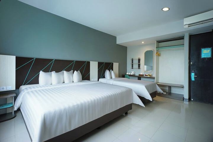 Room 9 of 51