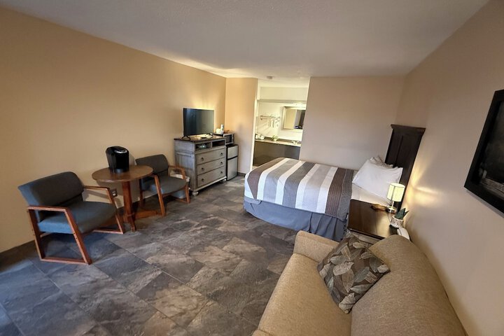 Room 26 of 79