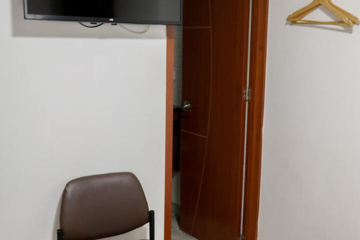 Room 70 of 116