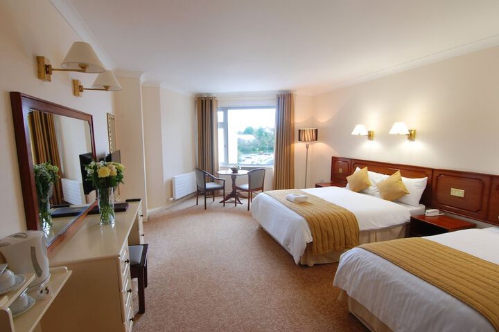 Room 20 of 34