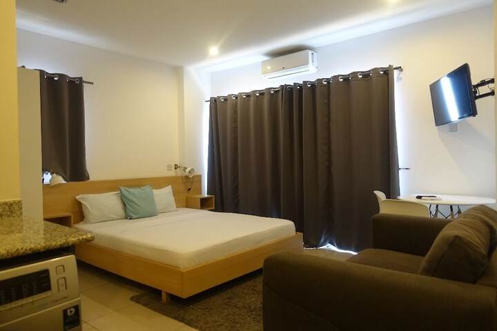 Room 2 of 24