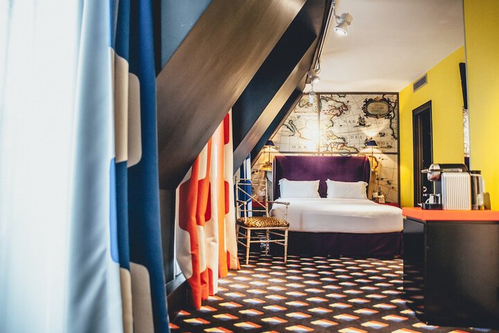 Room 10 of 50
