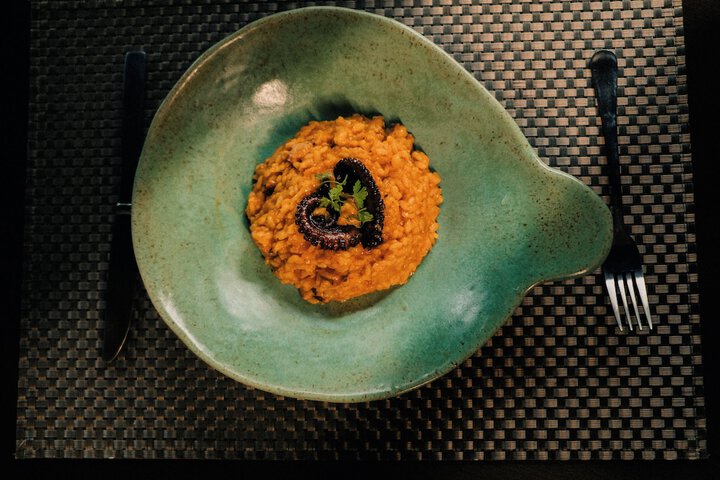 Dining 52 of 70