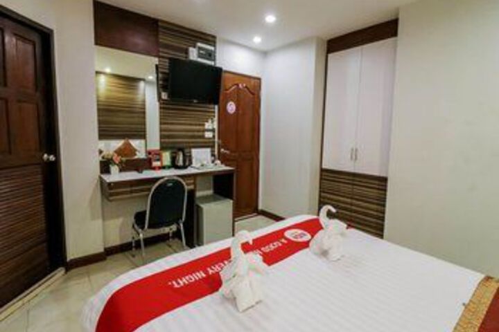 Room 15 of 24