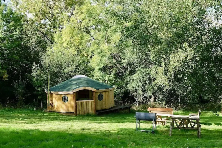 Strawberry Skys Yurts
