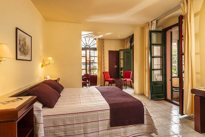 Room 21 of 52
