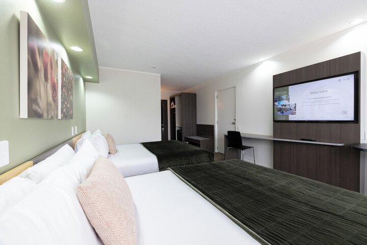 Room 51 of 138