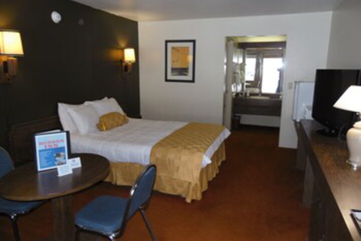 Room 10 of 28