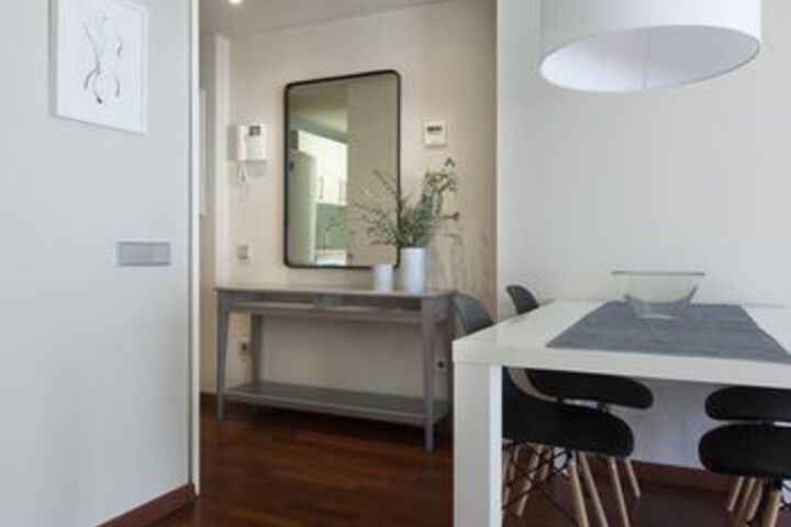 Room 21 of 28