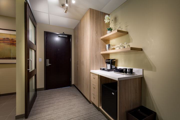 Minibar