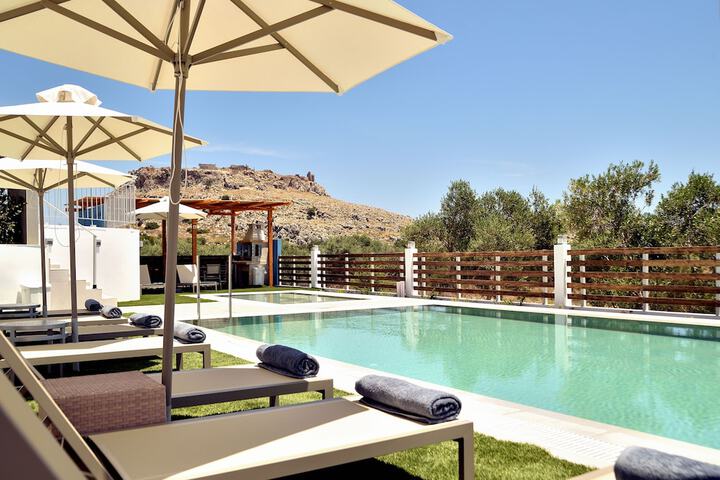Pool 45 of 72