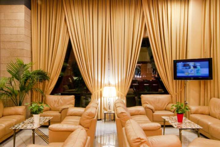 Guest Lobby