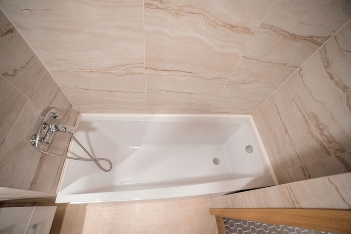 Room 30 of 36
