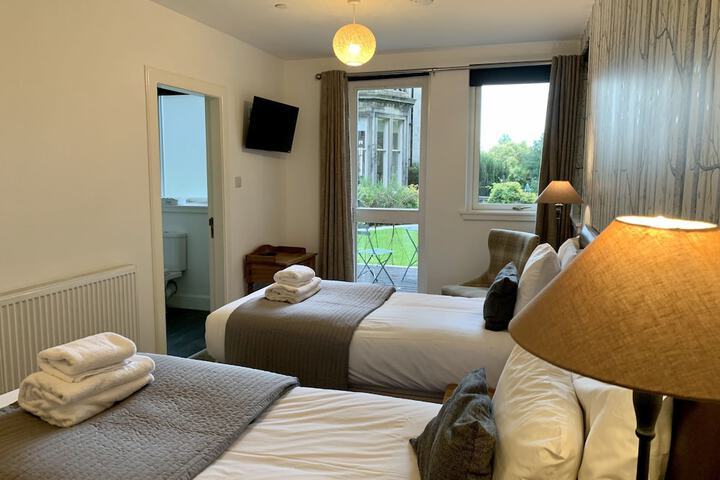 Room 5 of 54