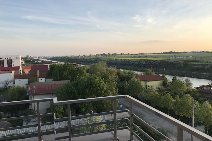 Hotel 8 of 35