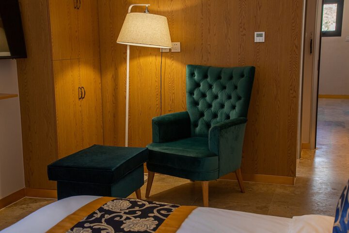 Room 40 of 149
