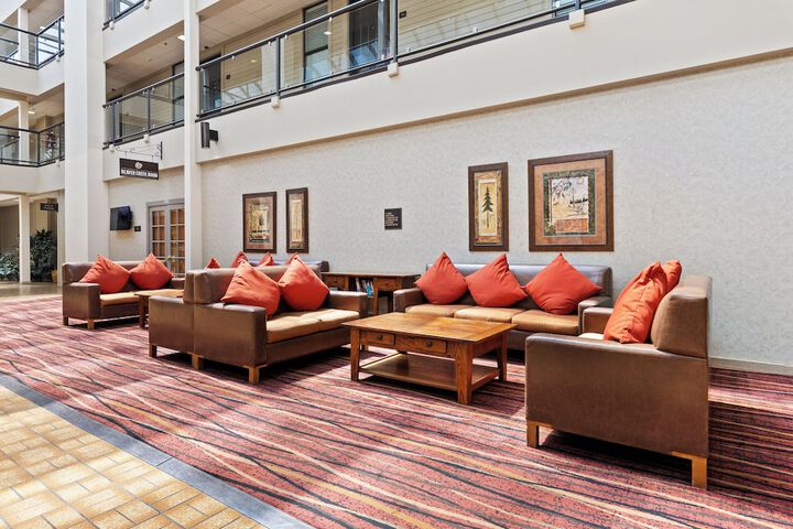 Hotel Interior 8 of 72