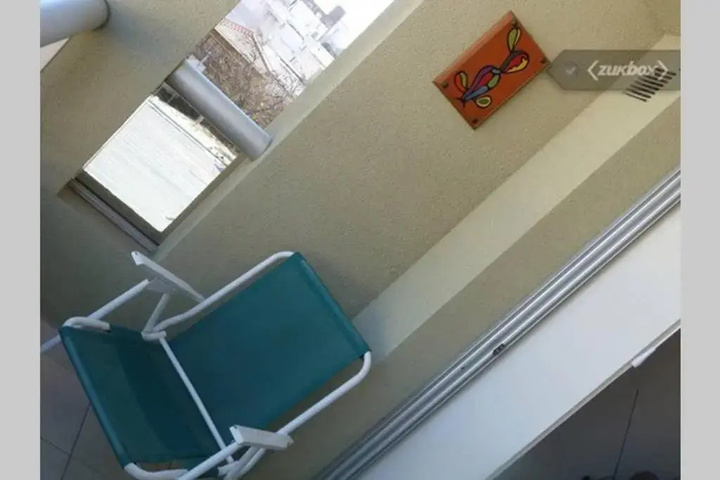 Room 12 of 20