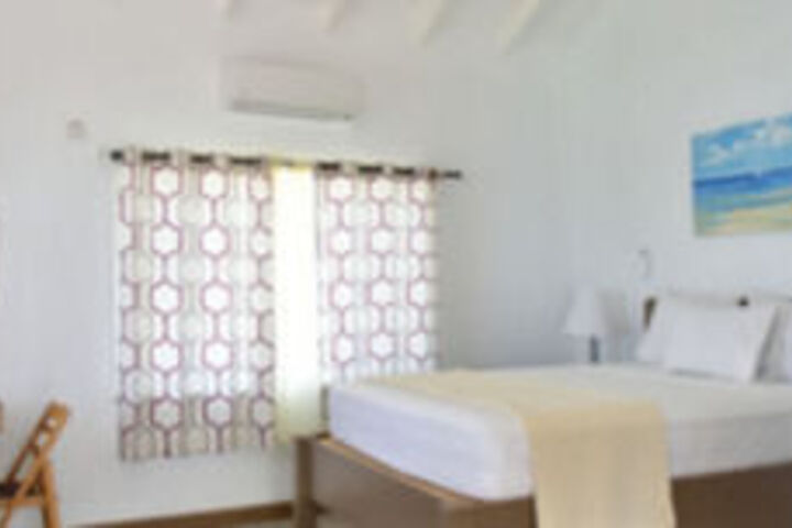 Room 13 of 32